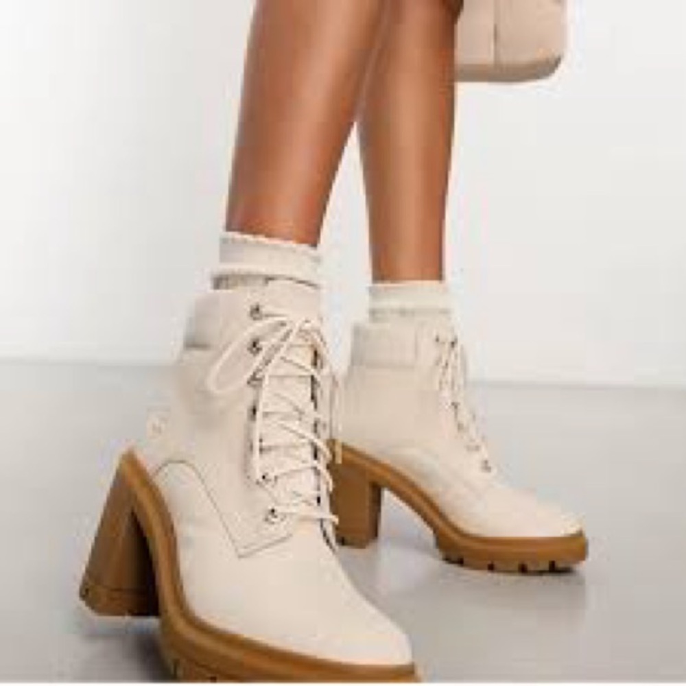 NWT Timberland Arlington Heights Water Resistant Boots